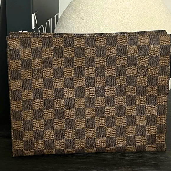 SOLD ❣️ LOUIS VUITTON Damier Ebene Poche Toilette 26 Pouch LV Authentic - Picture 3 of 12